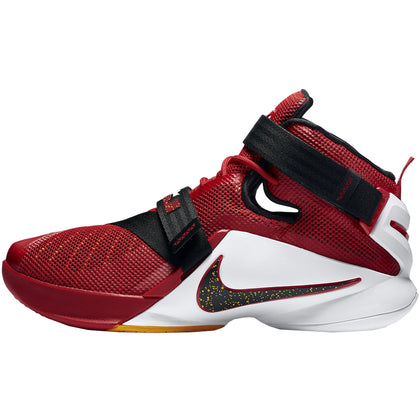 BASKETBALL SHOES